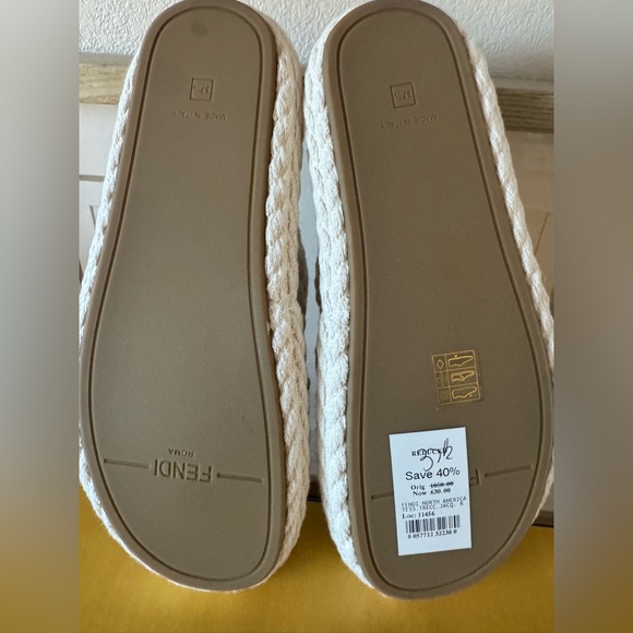 FENDI Feel Knot Slide Sandal. WOMENS. NEW IN BOX 7.5. /37.5. Authentic - Picture 12 of 16